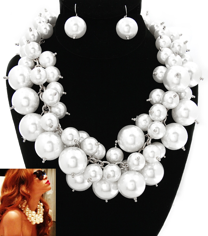 Big Bubble White Pearl Necklace, Celebrity Inspired Jewelry, Rihanna, Cluster Chunky Choker Statement Necklace